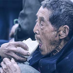 父老乡亲钢琴谱