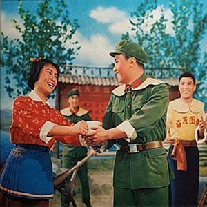 亲不过共产党好不过老百姓钢琴谱