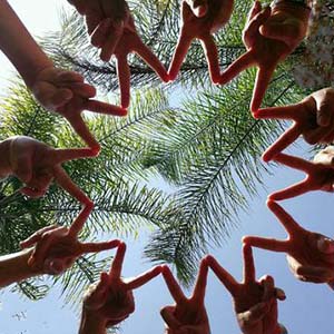 友谊地久天长钢琴谱