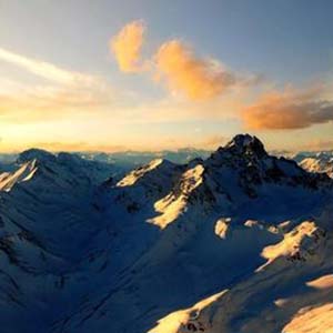 奉献给亲爱的祖国钢琴谱