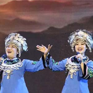 好久没到这方来钢琴谱