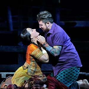 花丛中的歌声钢琴谱