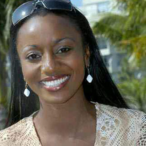 一个黑人姑娘在唱歌钢琴谱