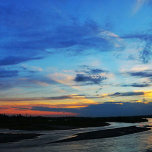 伊犁河的月夜钢琴谱