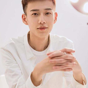 带你去旅行（抖音热门歌曲，校长）钢琴谱