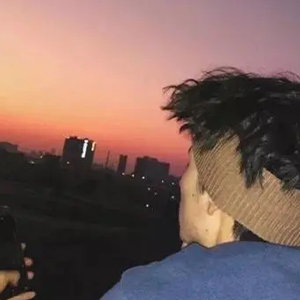 ټ ټ-ֺ-D-и