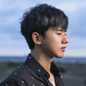 看月亮爬上来钢琴谱