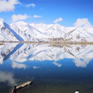 金色倒影钢琴谱