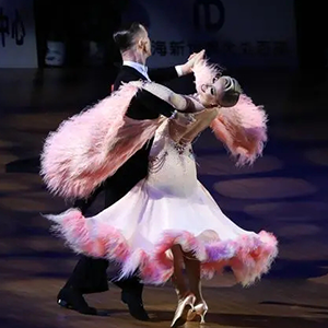 小小华尔兹钢琴谱