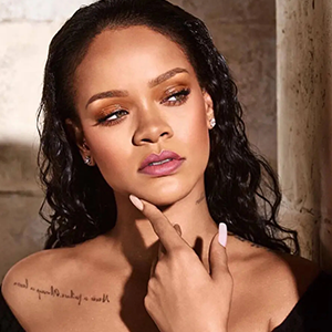 Needed Me-Rihanna  R3hab-B-и