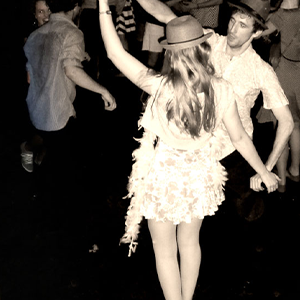 Dancing On My Own钢琴谱