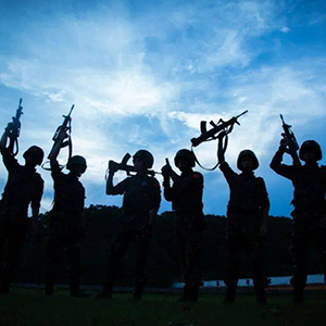 青年参军钢琴谱