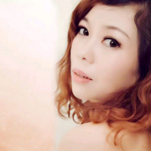 给我多一秒拥抱钢琴谱