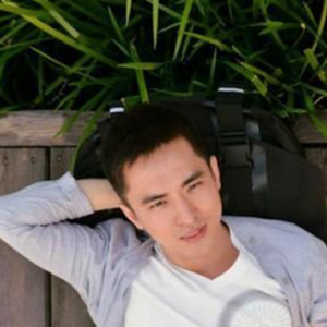 野花做了场玫瑰花的梦钢琴谱