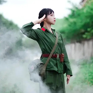 军中绿花钢琴谱