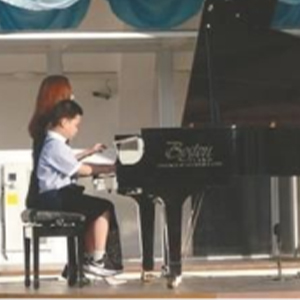  警官很酷钢琴谱